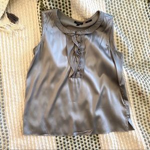 Feminine silk top with frill collar